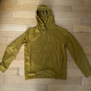 Men’s Lululemon city pull over hoodie in gold